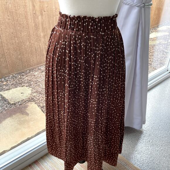 Brown Polka Dot Pleated Skirt Size S - Picture 1 of 7